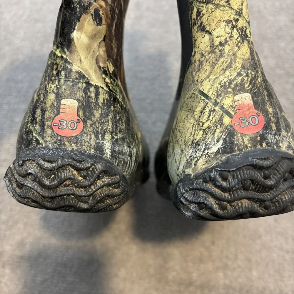 Bogs 30 Below Camo Boots Youth Size 4 Mossy Oak Mid Waterproof Hunting - Picture 5 of 10